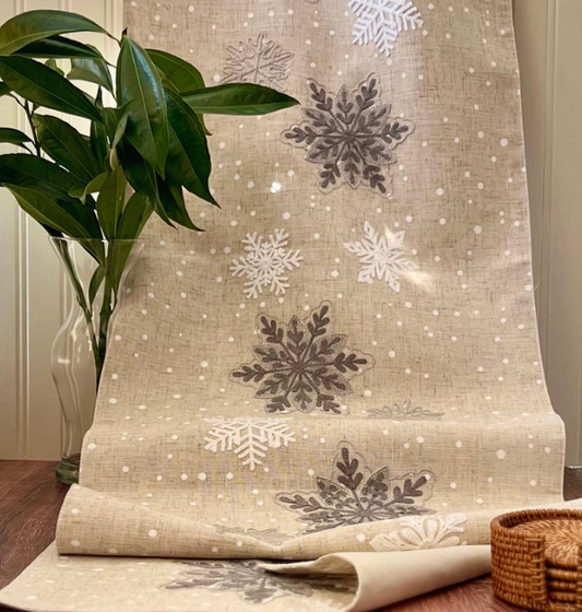 Snowflake Table Runner